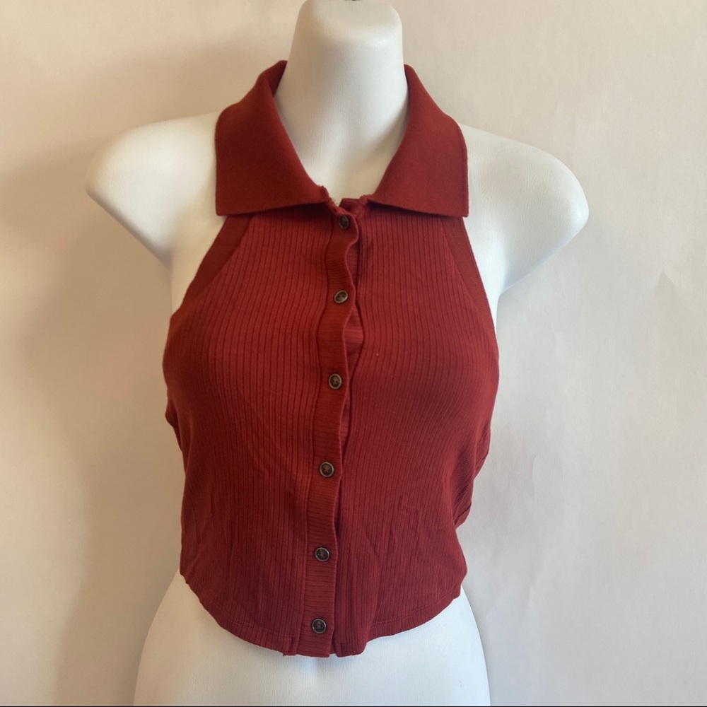 NWOT Open Back Collared Crop Top